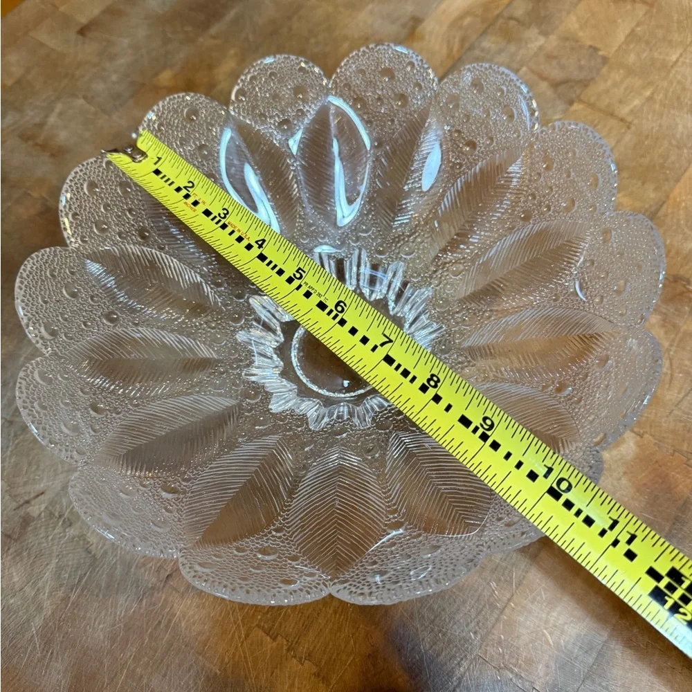 Vintage MCM E. Germany Lausitzer Dew Drop and Leaf Clear Glass Decorative Bowl
